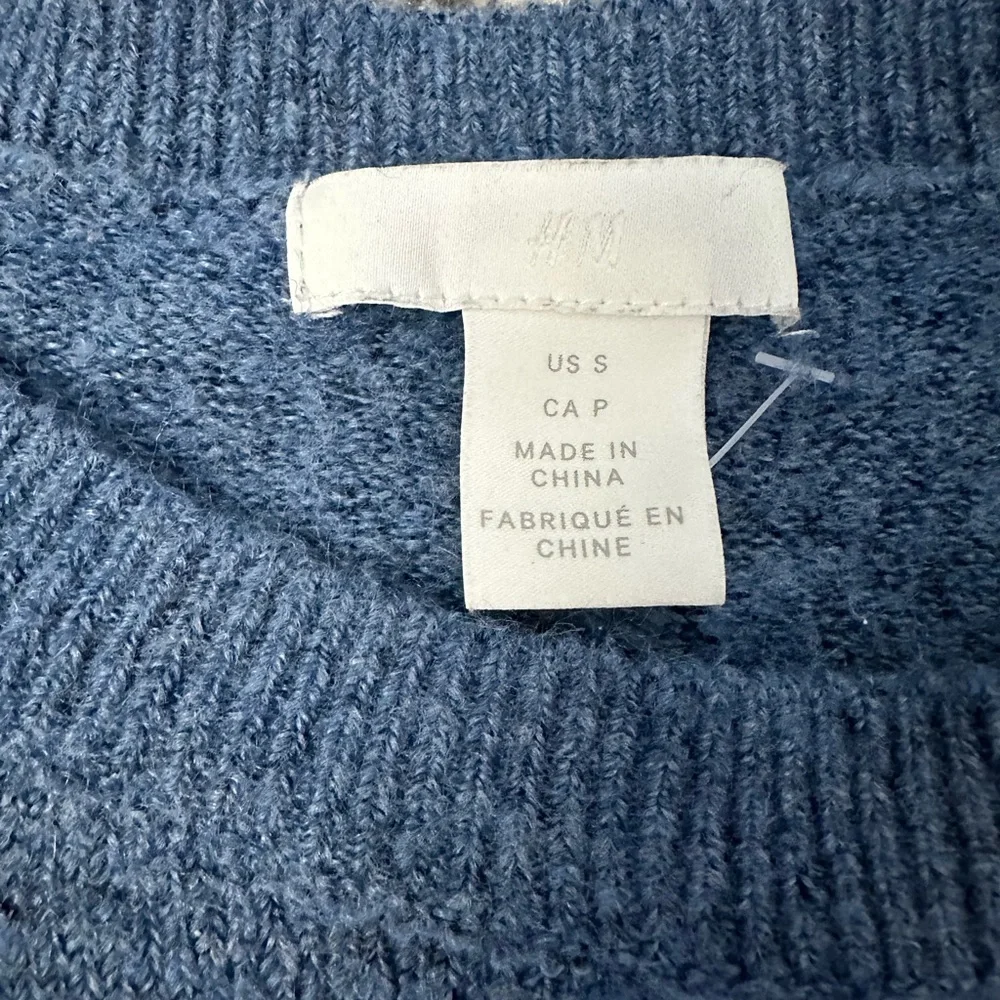 Colorblock Sweater - Picture 2 of 2